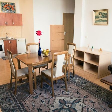 Town Hall 3 Bedroom Apartment 维尔纽斯 外观 照片